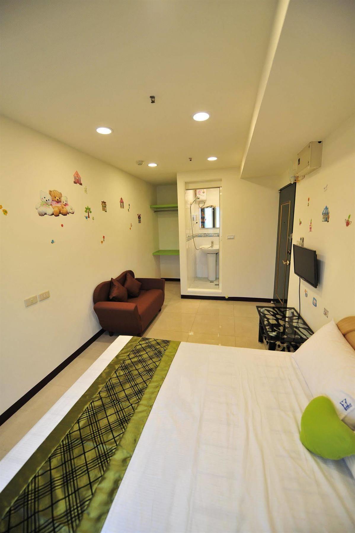 Hotel Ezbookers Dunhua Taipei Esterno foto